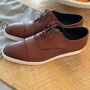 Allen Edmunds dress shoes brand new, still in original packaging size 11